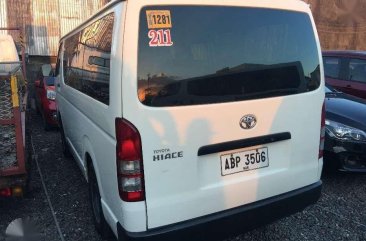 2015 Toyota Hi Ace Commuter 25 CRDI MT