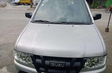 Isuzu Crosswind (color Silver Grey) 2010 model XL For sale 