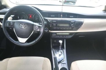 2015 TOYOTA ALTIS 1.6V AT (vs Vios City Civic Mazda3 Focus Rio Lancer)