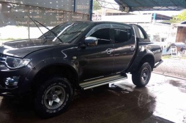 FOR SALE MITSUBISHI Strada (2011)