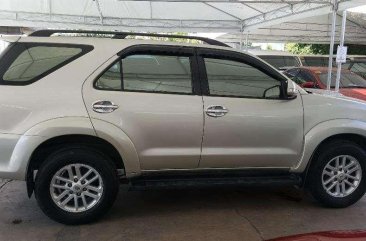 FRESH 2012 Toyota Fortuner 4X4 V DSL AT Everest montero mux 2013 2014