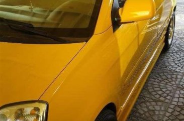 Kia Picanto Sporty Look 2006 Yellow For Sale 