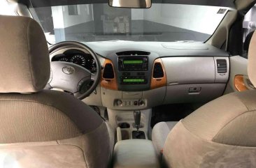 2010 TOYOTA Innova G gas matic