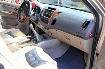 Toyota Fortuner 2010 manual diesel For sale