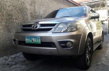 2006 model Toyota Fortuner 4x2 turbo diesel automatic all power 600k