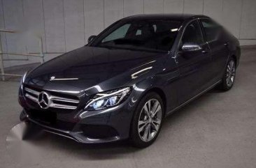 Almost bnew Mercedes Benz C200 save 1300000M 2015