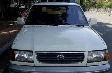 Toyota Revo Model 2000​ For sale 