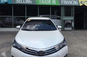 2015 Toyota Corolla Altis 1.6L AT also civic elantra mazda 3 vios