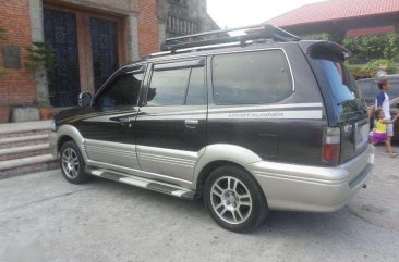 Toyota Revo Sport Runner Top of the line 2001 Matic Gas (UNLEADED)