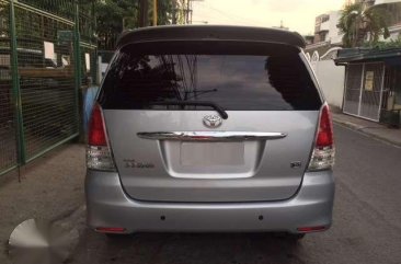 2011 Toyota Innova G All Power Automatic Top of the line Negotiable