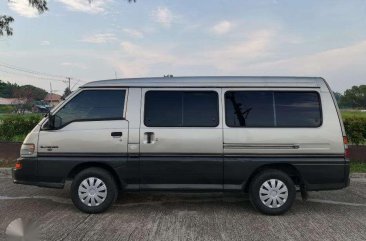 Mitsubishi L300 Exceed Van Diesel 2001