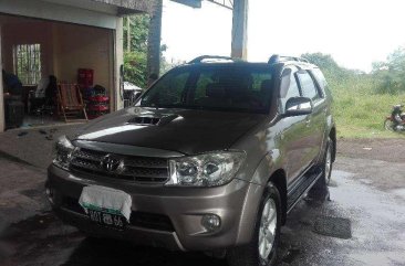 Toyota Fortuner 2011 Gray SUV For Sale 