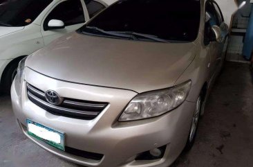 2010 TOYOTA Corola ALTIS V Beige For Sale 