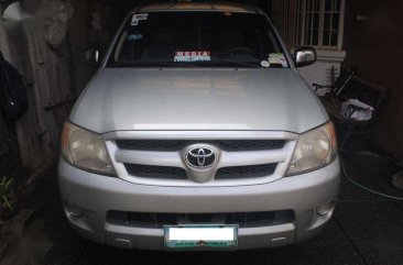 2007 Toyota Hilux 4x2 25 E Manual Diesel For sale 