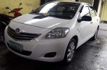 Toyota Vios j color white manual transmision 2011 model