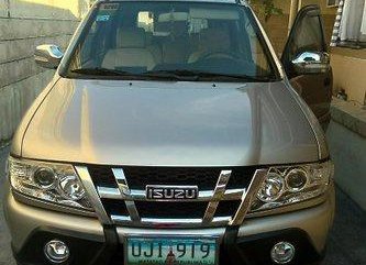 Isuzu Crosswind 2013 FOR SALE