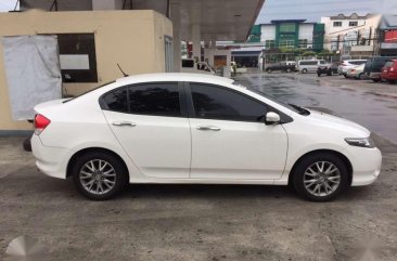 Honda City 2011 AT White Sedan For Sale 