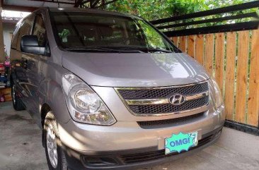 Huyndai Starex GL Manual 2011 Silver For Sale 