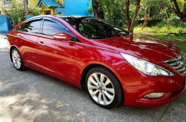 2012 Hyundai Sonata premium panoramic not 2010 2011