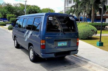 2010 Nissan Urvan (2009 2010 Toyota Hi ace Hyundai Starex )