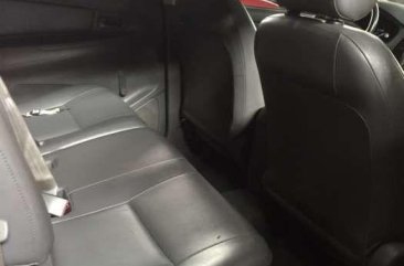 2015 TOYOTA  Innova J manual red​ For sale 