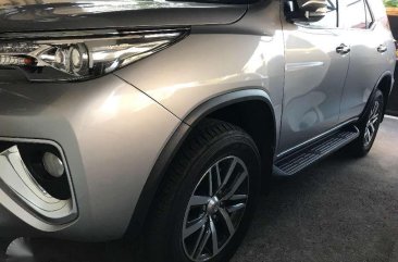 Toyota Fortuner V 4x2 2017 (almost new)​ For sale 