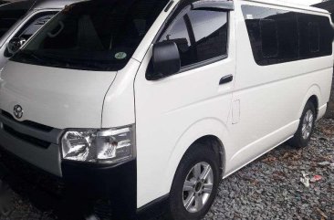 2017 Toyota Hiace Commuter 3.0 Manual Diesel Freedom White 11tkms