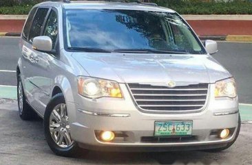 Good as new Chrysler Town and Country 2008 for sale