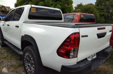 Well-maintained Toyota Hilux 2016 for sale