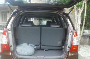 Toyota Innova E 2015 DIESEL alt montero fortuner adventure grandia v g