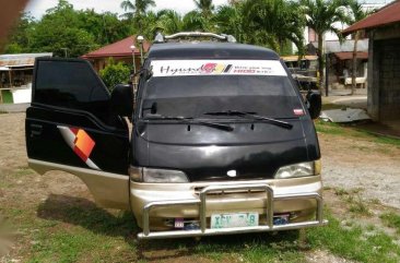 Hyundai Grace Van Singkit 2003 Black For Sale 