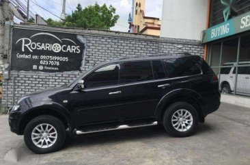 2012 Mitsubishi Montero Sport GLS V AT also fortuner everest 2013 2014