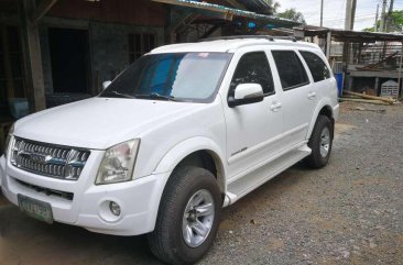 Isuzu Altera 2008 FOR SALE