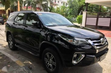 2016 TOYOTA Fortuner 24G 4x2 Newlook Automatic Black