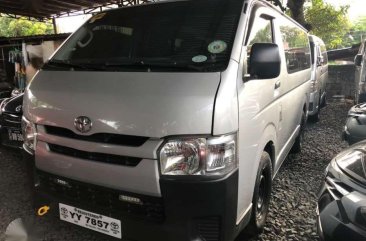 2016 Toyota Hiace Commuter 3.0 Manual Transmission