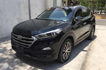 2016 Hyundai Tucson GLS 2.0CRDi DIESEL - Automatic GOOD as NEW!