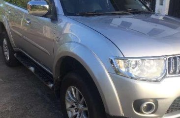 Mitsubishi Montero 2011 not fortuner land cruiser hilux mux