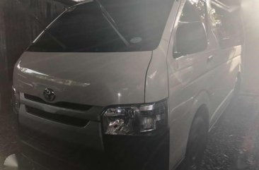 2016 Toyota Hiace Commuter 2.5 Manual Transmission