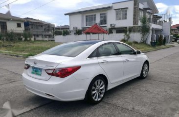 Hyundai Sonata 2011s (not Camry Accord Elantra 2010 2012 Civic Ford)