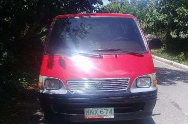 Fresh Toyota Hi Ace Commuter 2000