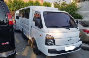 2014 Hyundai H100 shuttle type not l300 kia