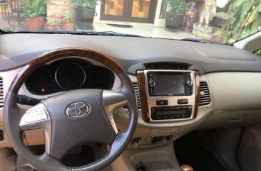 TOYOTA Innova 2015 Automatic V TOP OF THE LINE gas