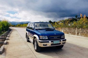 Isuzu Trooper 2000 in tip top condition for sale 