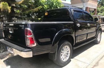 2015 TOYOTA Hilux 4x4 MT Diesel for sale