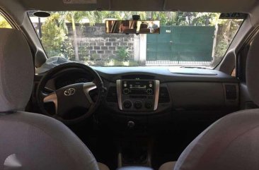 FS: 2015 Toyota Innova 2.5D Manual Silver