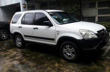 Rush for sale Honda CRV 2005 model white manual