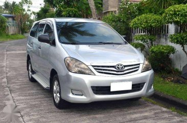 Toyota Innova E 2011 Automatic Transmission