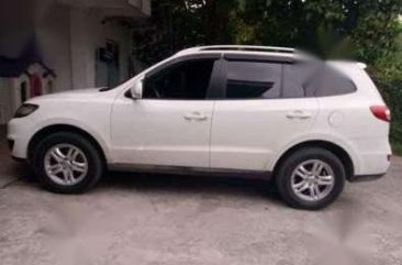 Hyundai Santa Fe Automatic Diesel 2011series for sale 