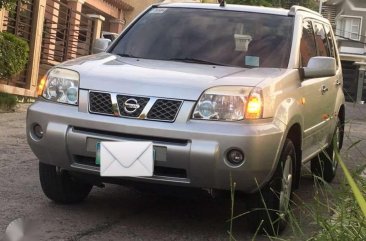 2010 Nissan X-trail Silver  Top of the Line For Sale 