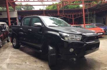 Good as new Toyota Hilux 28 G 2016 for sale